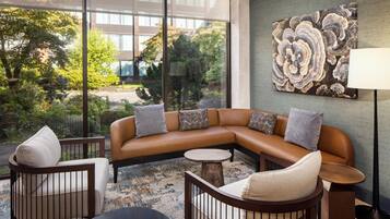 2 barer/lounger och sportbar