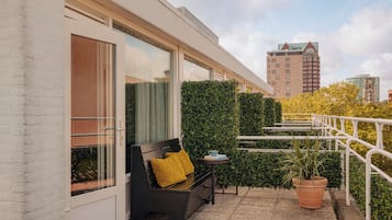 Quarto conforto, 1 cama de casal, sacada | Sacada