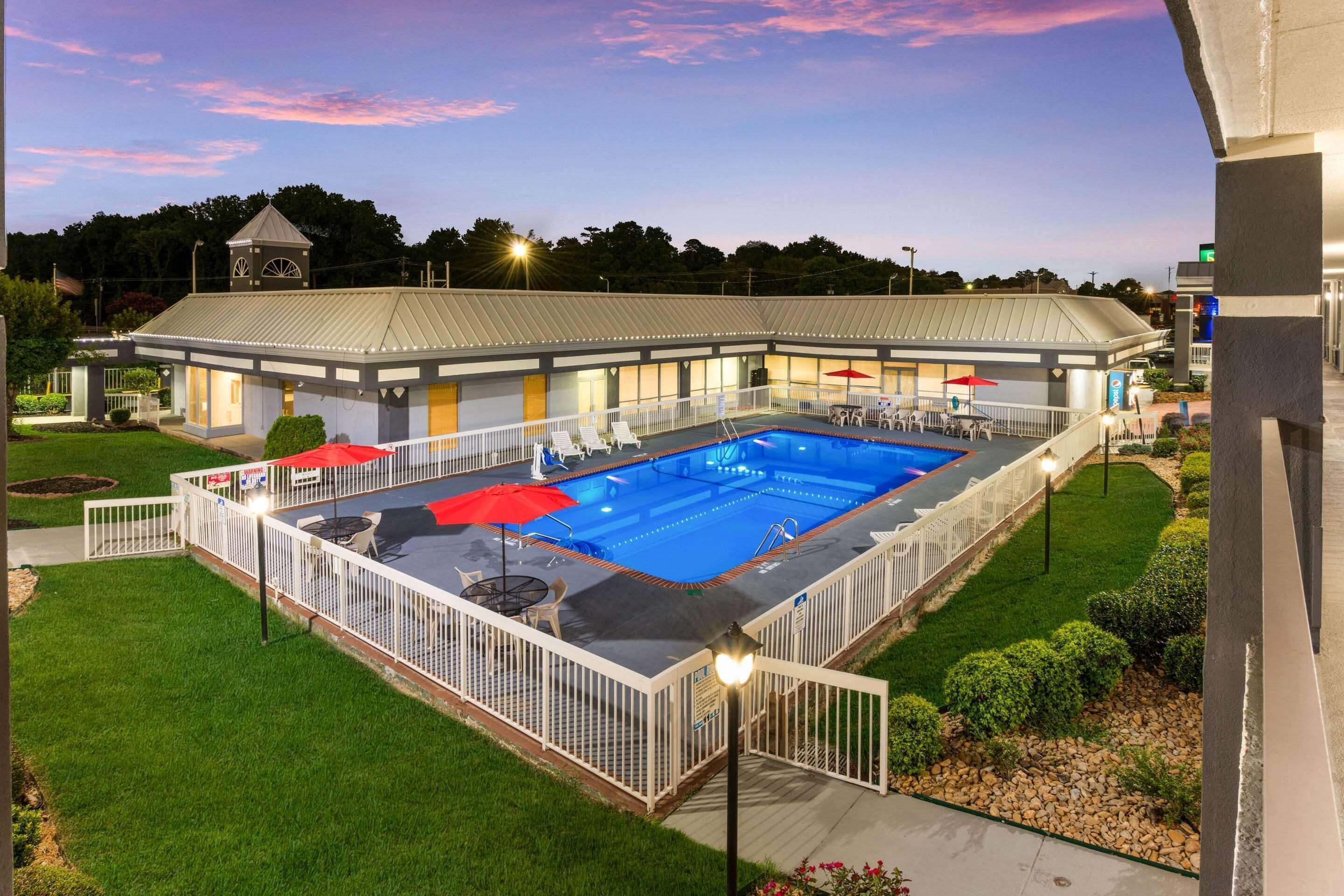 Seasonal outdoor pool