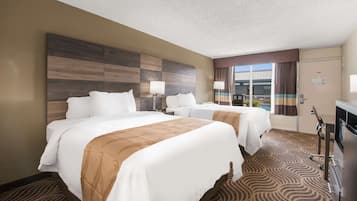 Premium bedding, in-room safe, desk, iron/ironing board