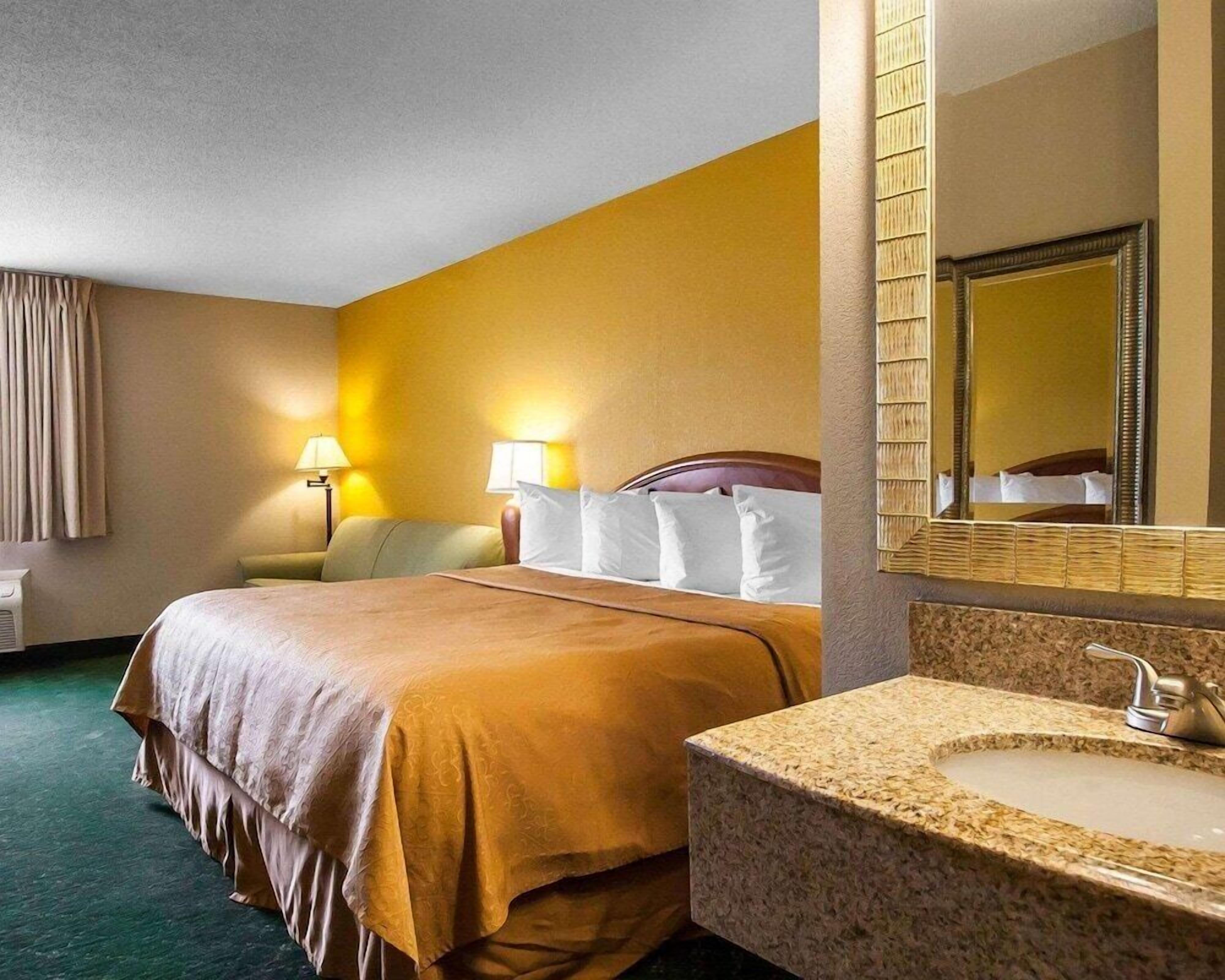 Iron/ironing board, free cots/infant beds, free WiFi, bed sheets