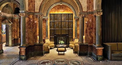 Kimpton Fitzroy London by IHG