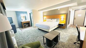 Suite, 1 King Bed, Non Smoking | Premium bedding, desk, blackout drapes, iron/ironing board