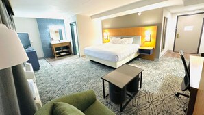 Suite, 1 King Bed with Sofa bed, Non Smoking