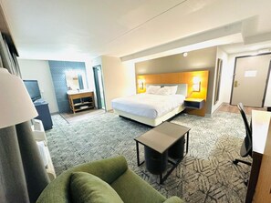 Suite, 1 King Bed with Sofa bed, Non Smoking | Premium bedding, in-room safe, desk, iron/ironing board - Townhouse Near Hall Of Fame Canton I 77 (Canton)