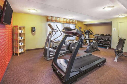 Country Inn & Suites by Radisson, Canton near Hall of Fame