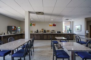 Free daily buffet breakfast