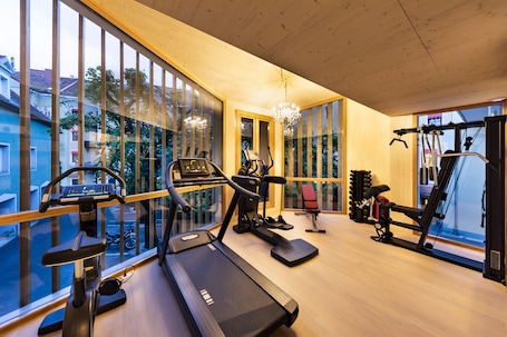 Fitness studio. Parkhotel Graz - Traditional Luxury