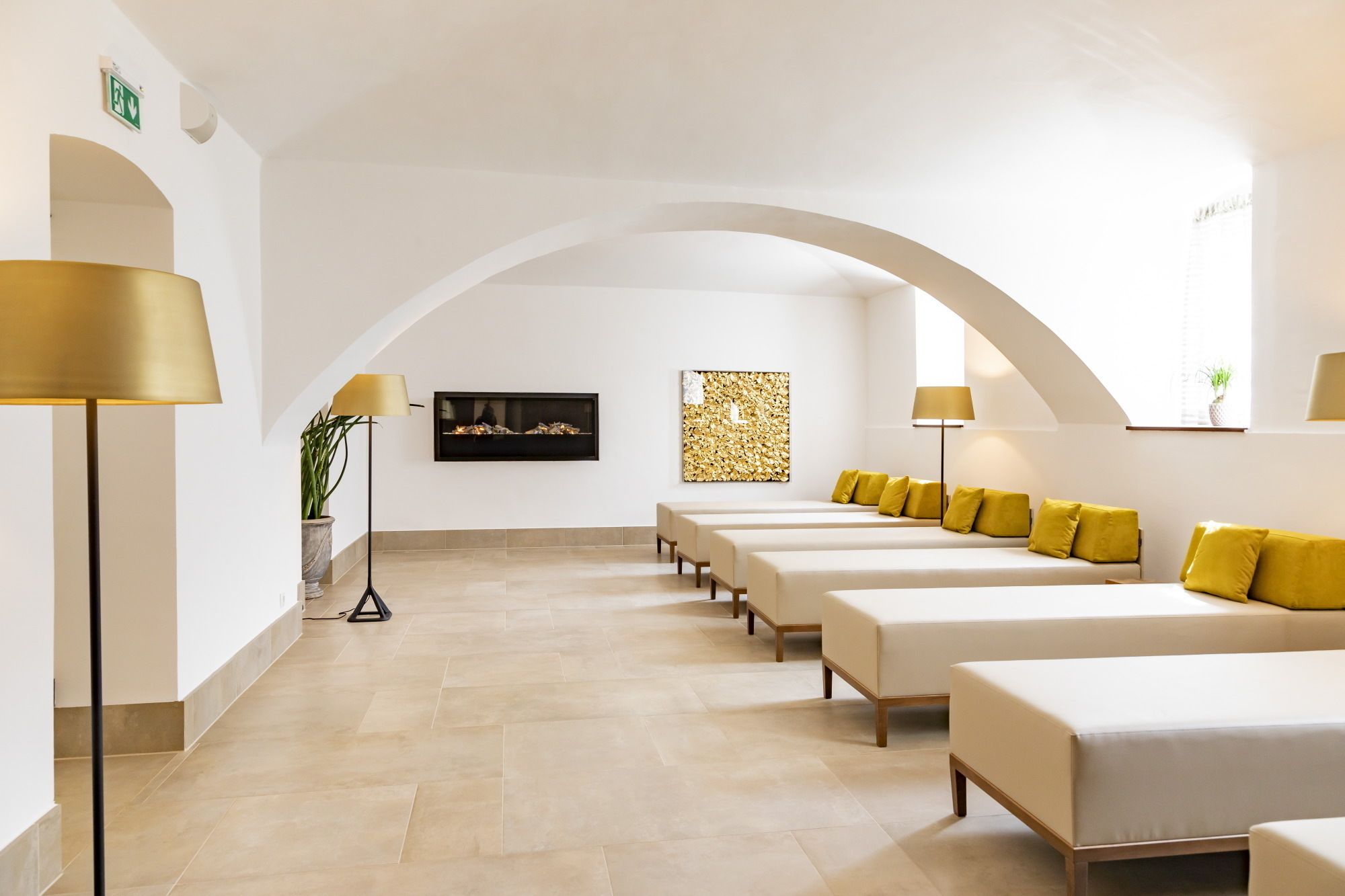 body treatments, body scrubs, facials, reflexology