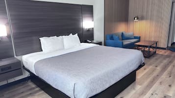 King Bed, Suite, 1- Sofa | Premium bedding, desk, laptop workspace, iron/ironing board