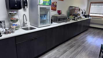 Free daily self-serve breakfast