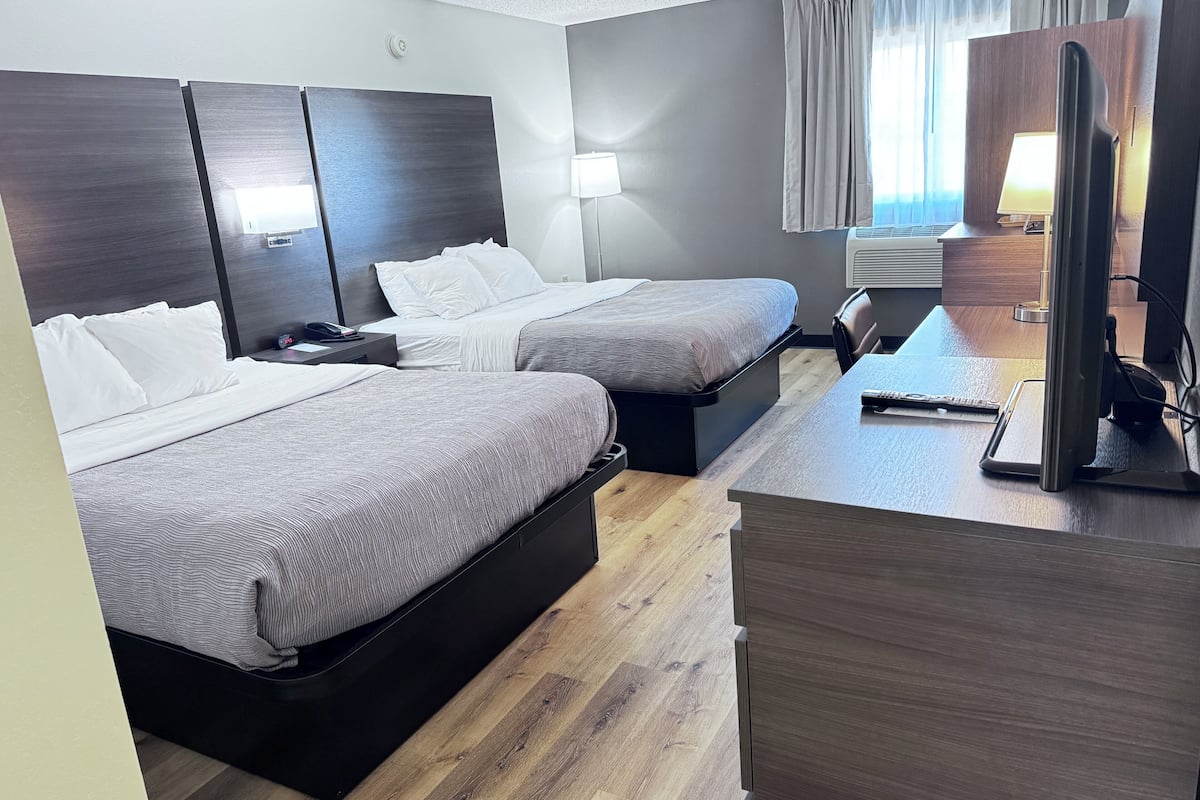 2 Queen Beds, Accessible, Microwave, Refrigerator, Tub, Non Smoking. | Premium bedding, desk, laptop workspace, iron/ironing board