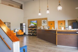 Lobby - Quality Inn Spearfish I-90 (Spearfish)