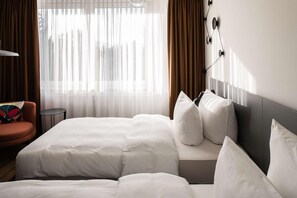 Hypo-allergenic bedding, in-room safe, blackout drapes, soundproofing