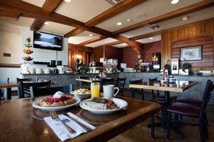 Desayuno buffet incluido todos los días 