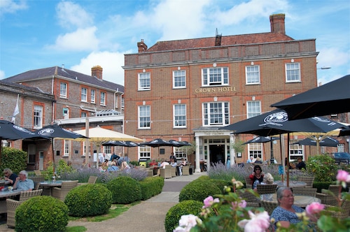 Crown Hotel