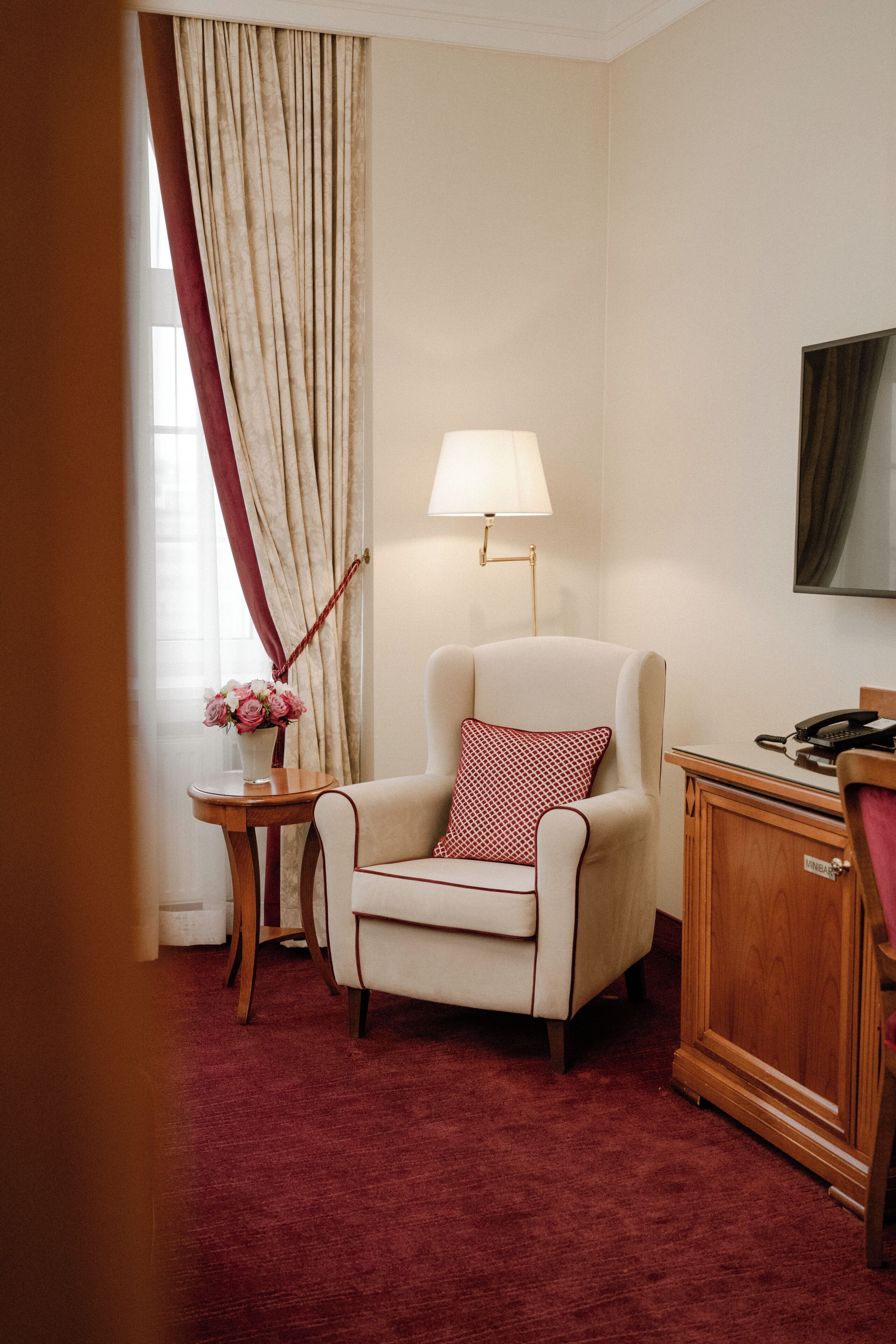 1 bedroom, minibar, in-room safe, desk