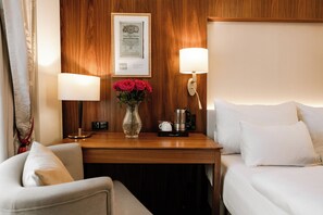 1 bedroom, minibar, in-room safe, desk