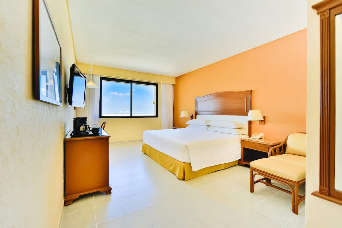 1 habitación y artículos del minibar gratis
