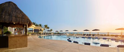 Occidental Tucancún All Inclusive