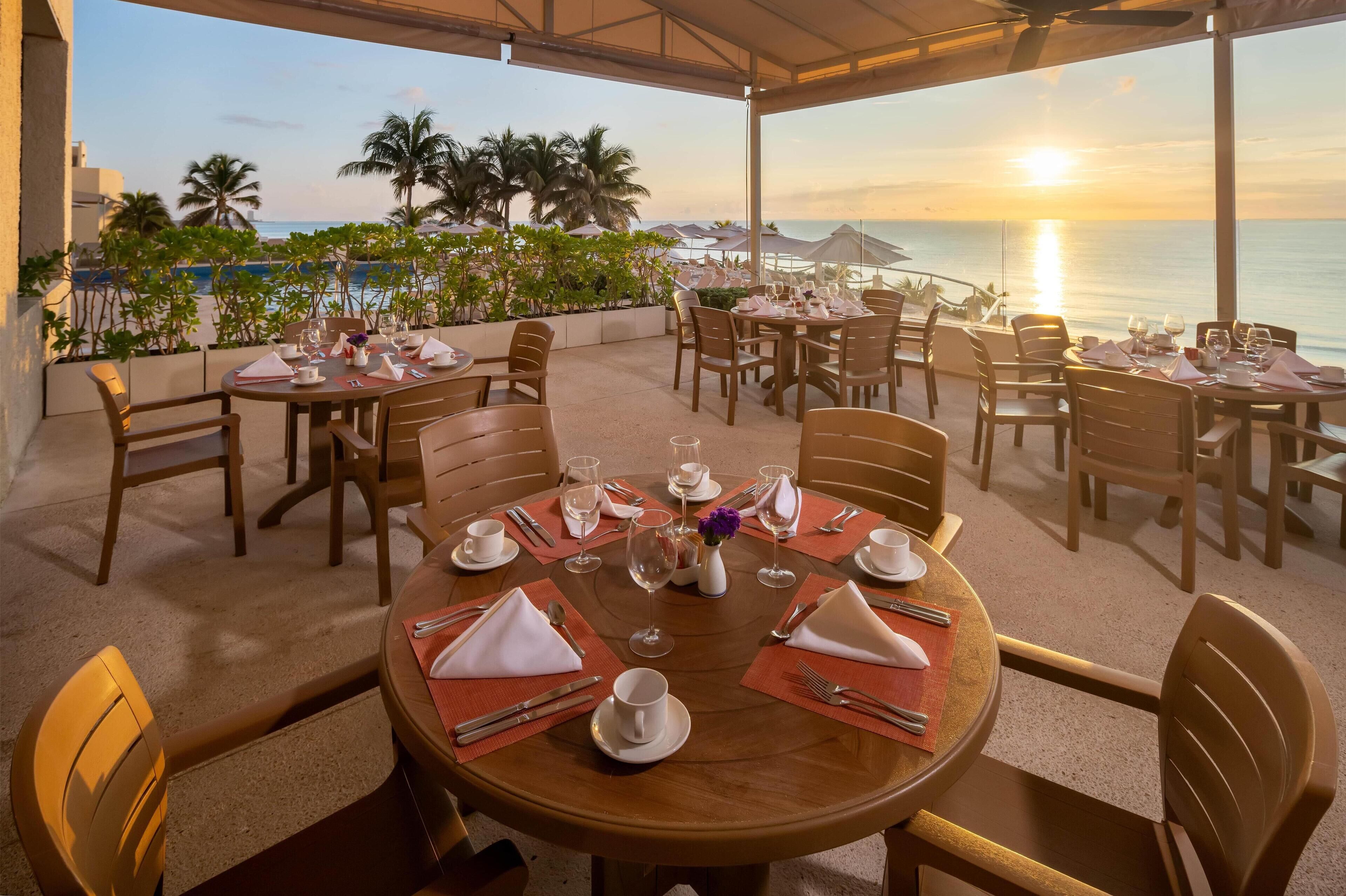 4 か所のレストラン (メキシコ料理)