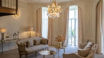 Deluxe Suite, 1 Double Bed with Sofa bed, Terrace (Duplex, 1 double bed, Terrace 25sqm) | Living area | Flat-screen TV, toys, books