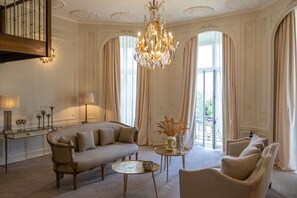 Deluxe Suite, 1 Double Bed with Sofa bed, Terrace (Duplex, 1 double bed, Terrace 25sqm) | Living area | Flat-screen TV, toys, books