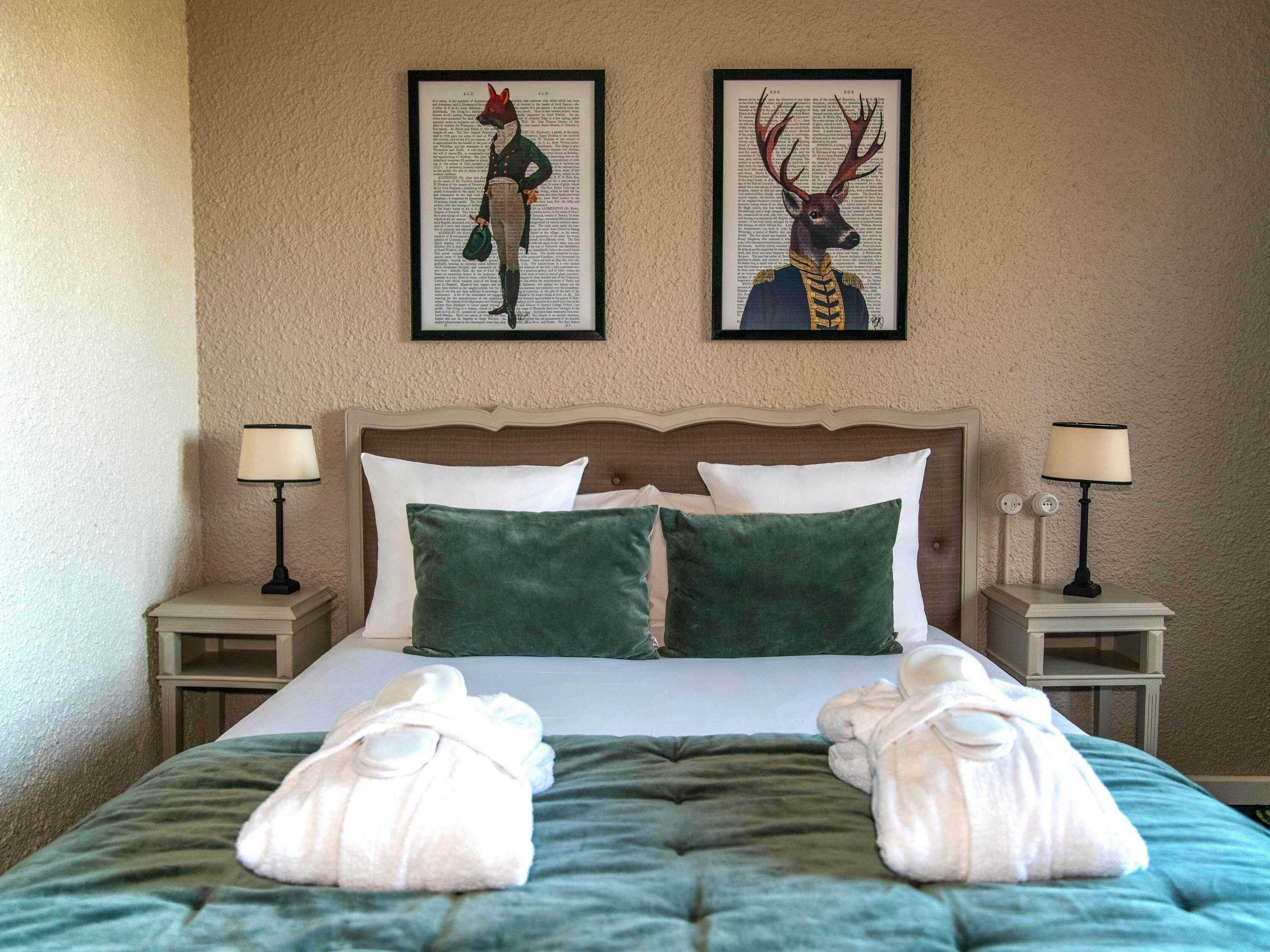 Executive Room, 1 Double Bed with Sofa bed, Garden View (Grounds view) | In-room safe, desk, laptop workspace, blackout curtains