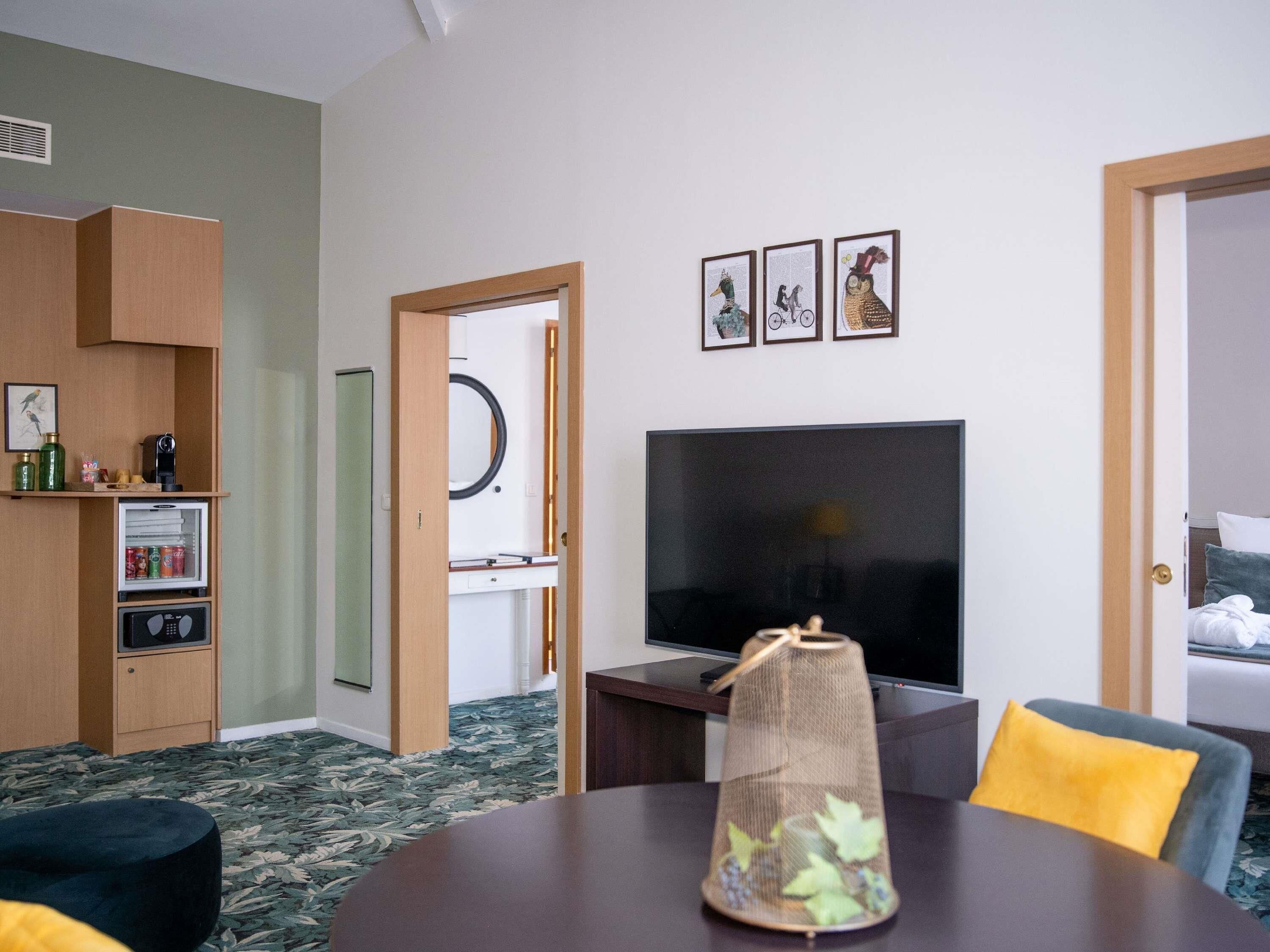 In-room safe, desk, laptop workspace, blackout curtains