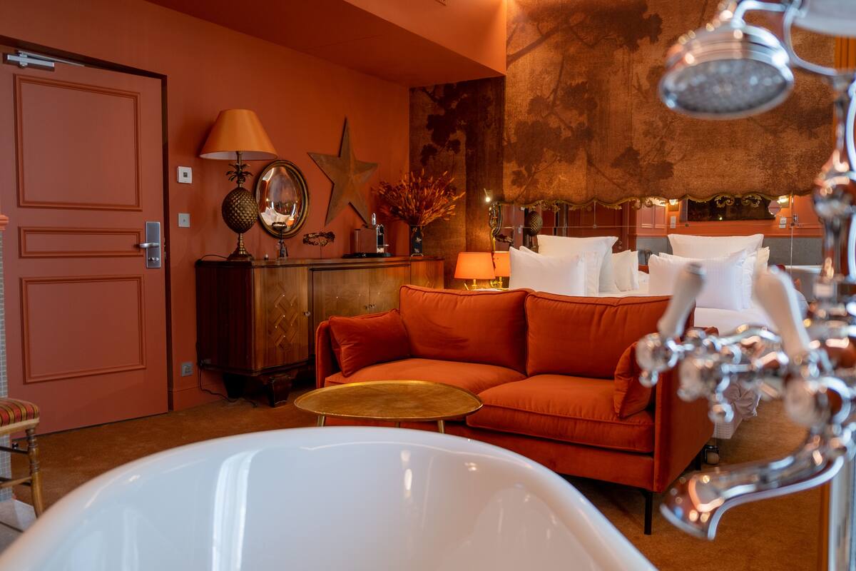 Deluxe Room, 1 Double Bed (Grounds view) | Minibar, in-room safe, desk, laptop workspace