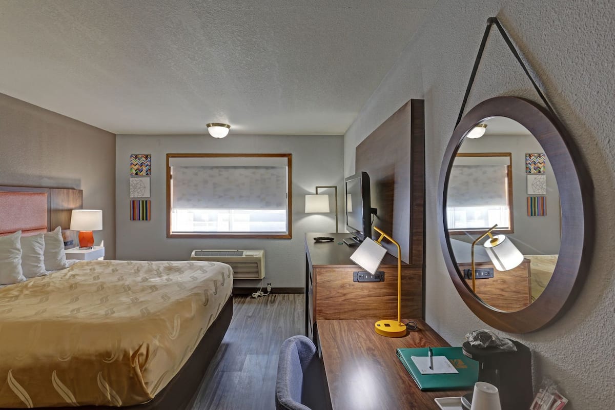 In-room safe, desk, laptop workspace, soundproofing