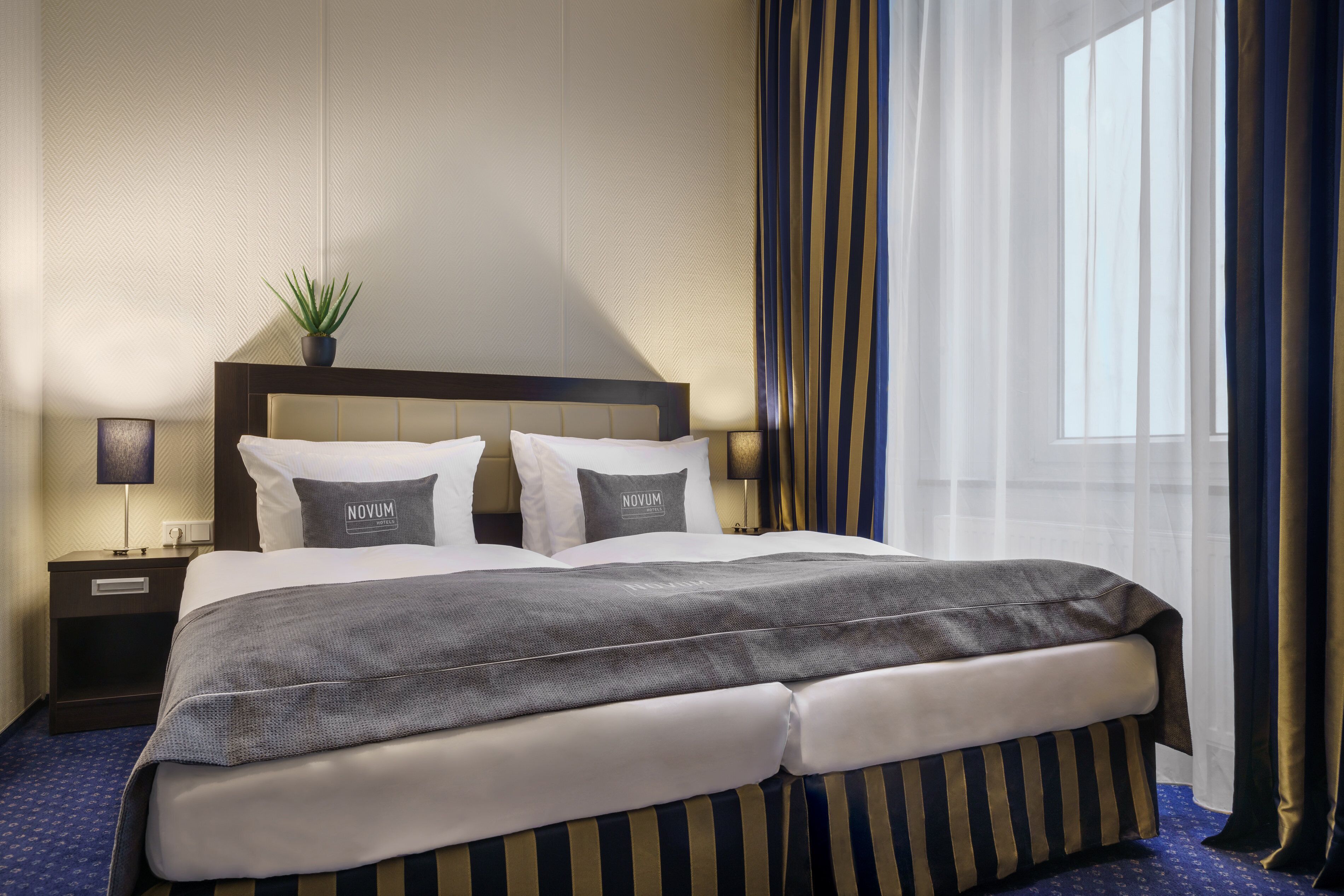 Foto - Hotel Continental Hamburg Hauptbahnhof