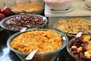 Free daily buffet breakfast