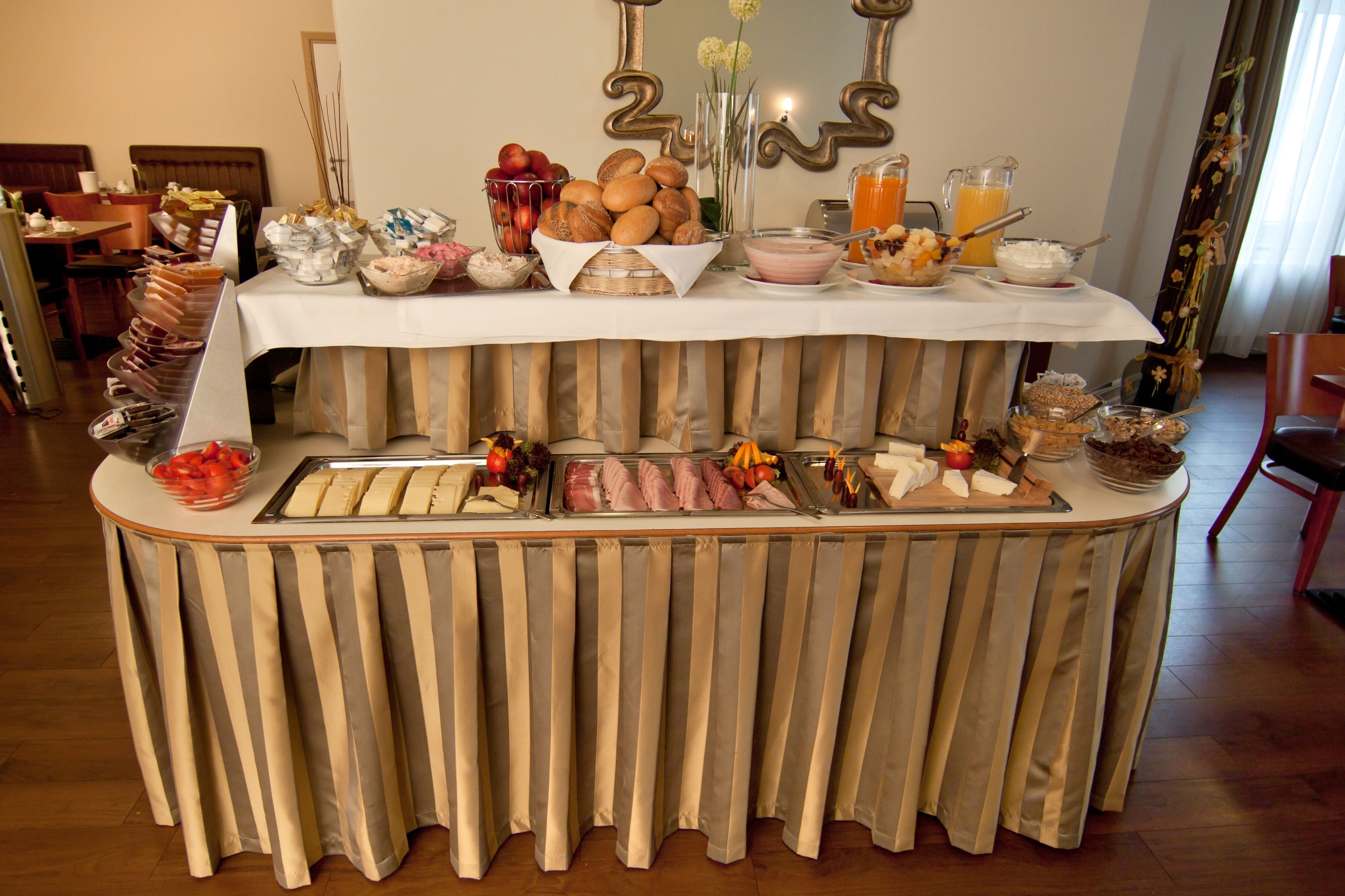 Foto - Hotel Continental Hamburg Hauptbahnhof