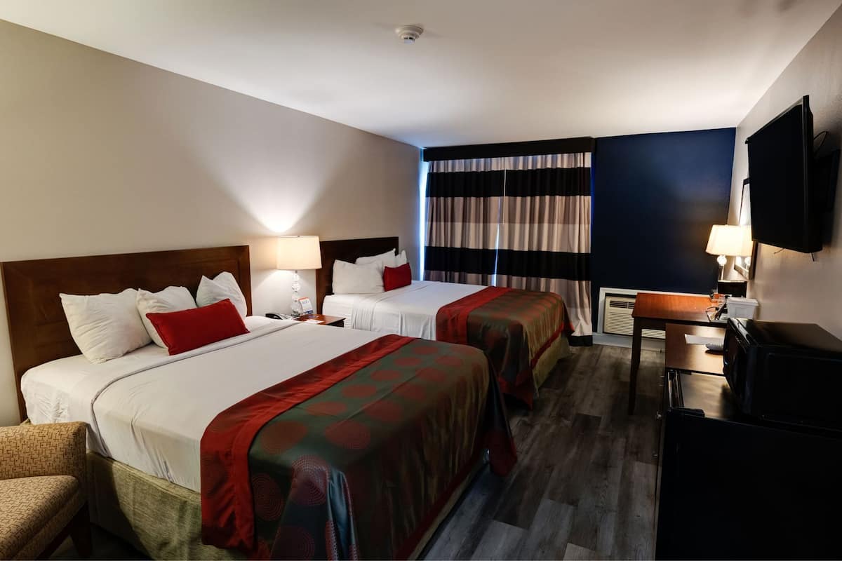 Ropa de cama de alta calidad y camas con pillow-top