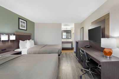 Quality Inn Columbus, MS