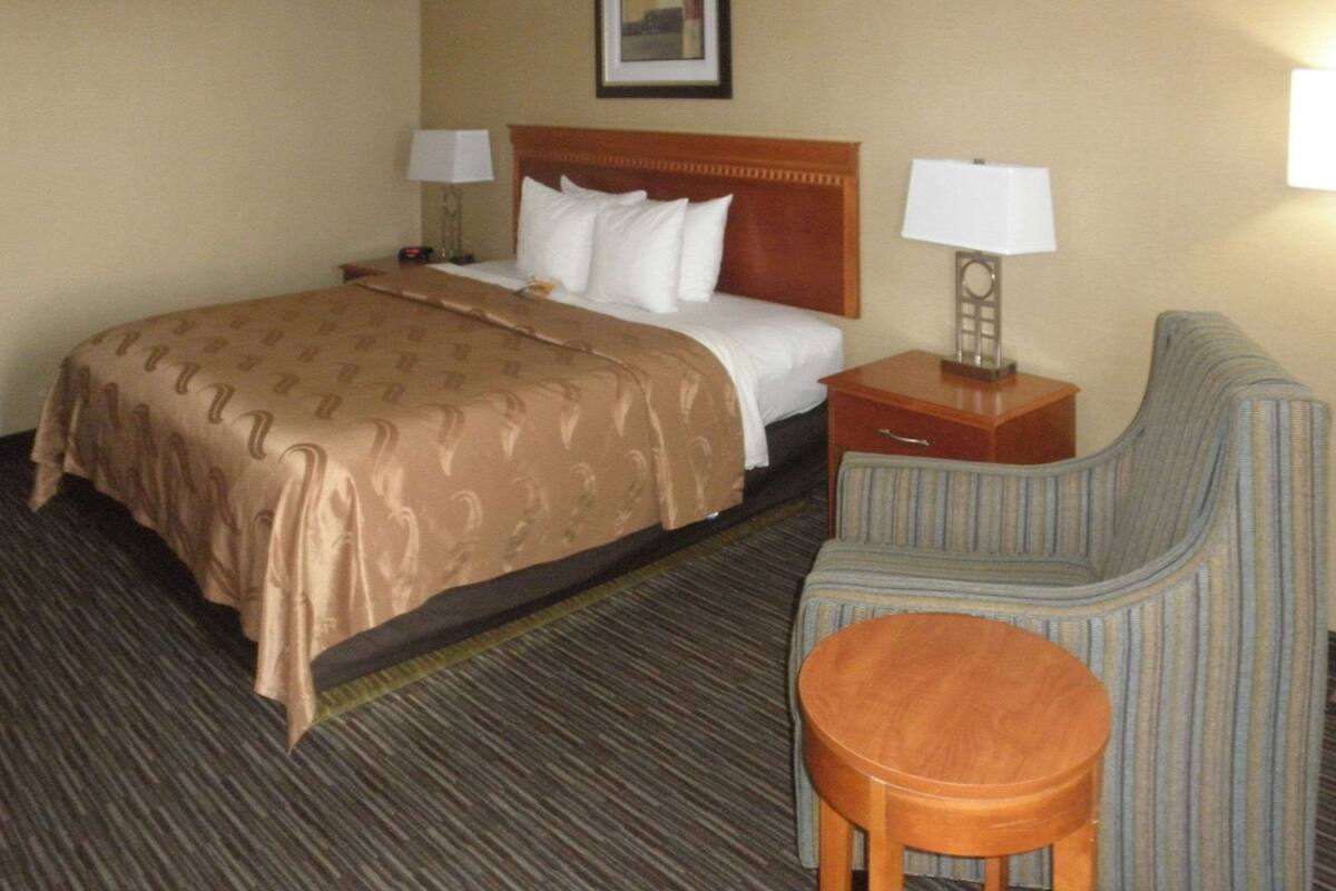 desk, laptop workspace, soundproofing, iron/ironing board