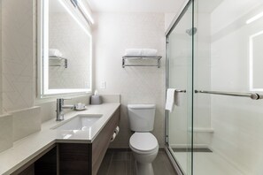 Standard Room, 1 King Bed