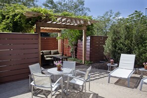 Exterior - Weber's Hotel & Restaurant (Ann Arbor)