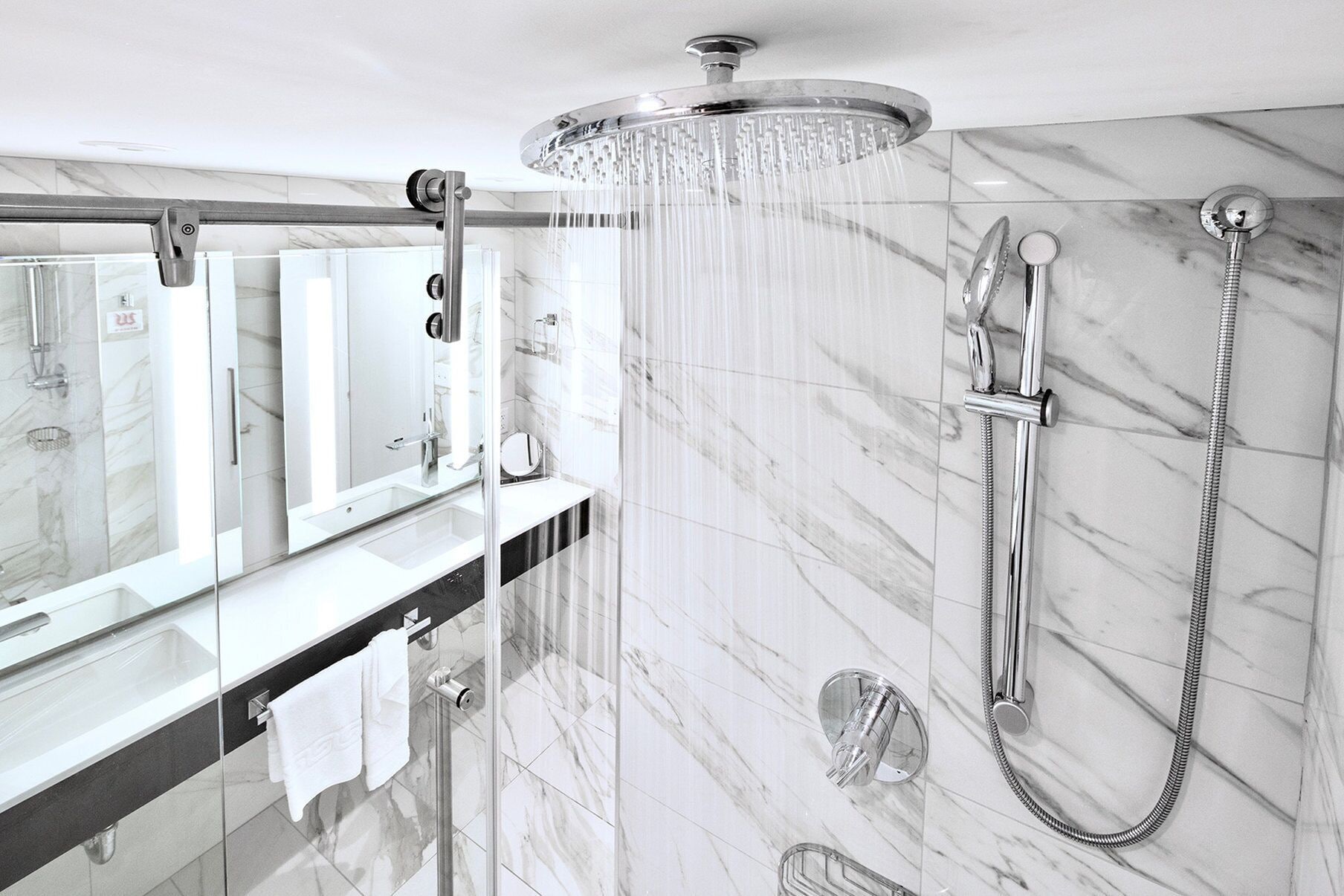 1 bedroom, premium bedding, down duvets, in-room safe