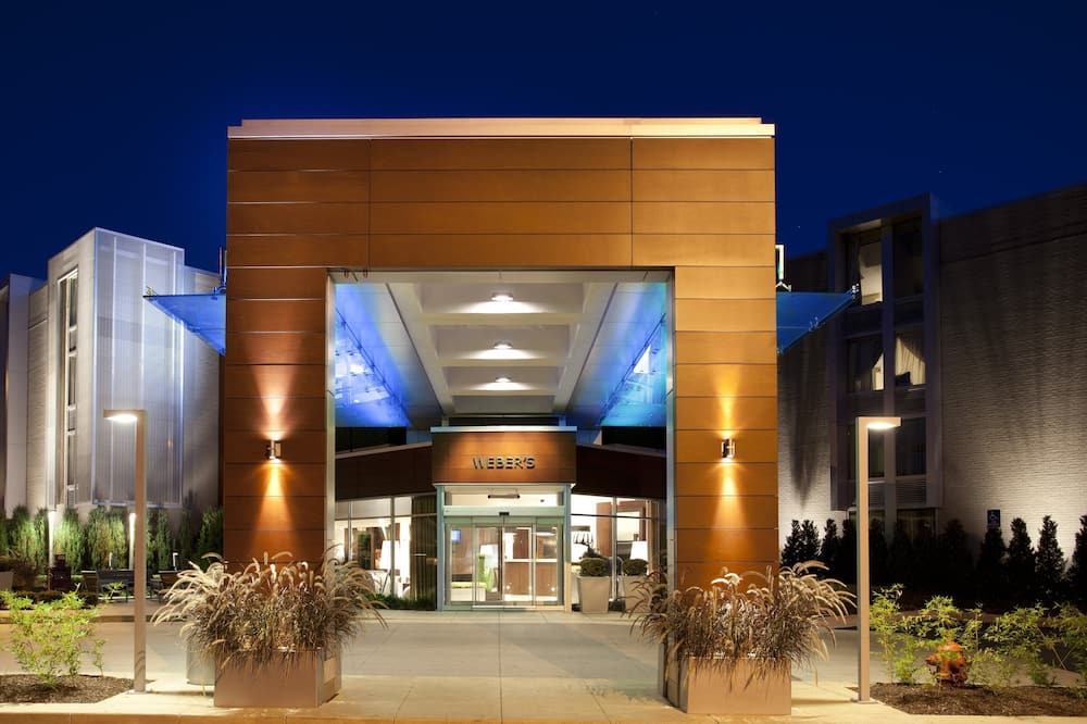 Weber's Hotel & Restaurant