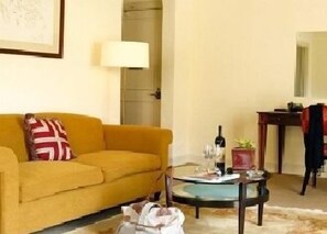 Living area - Chateau Marmont (West Hollywood)