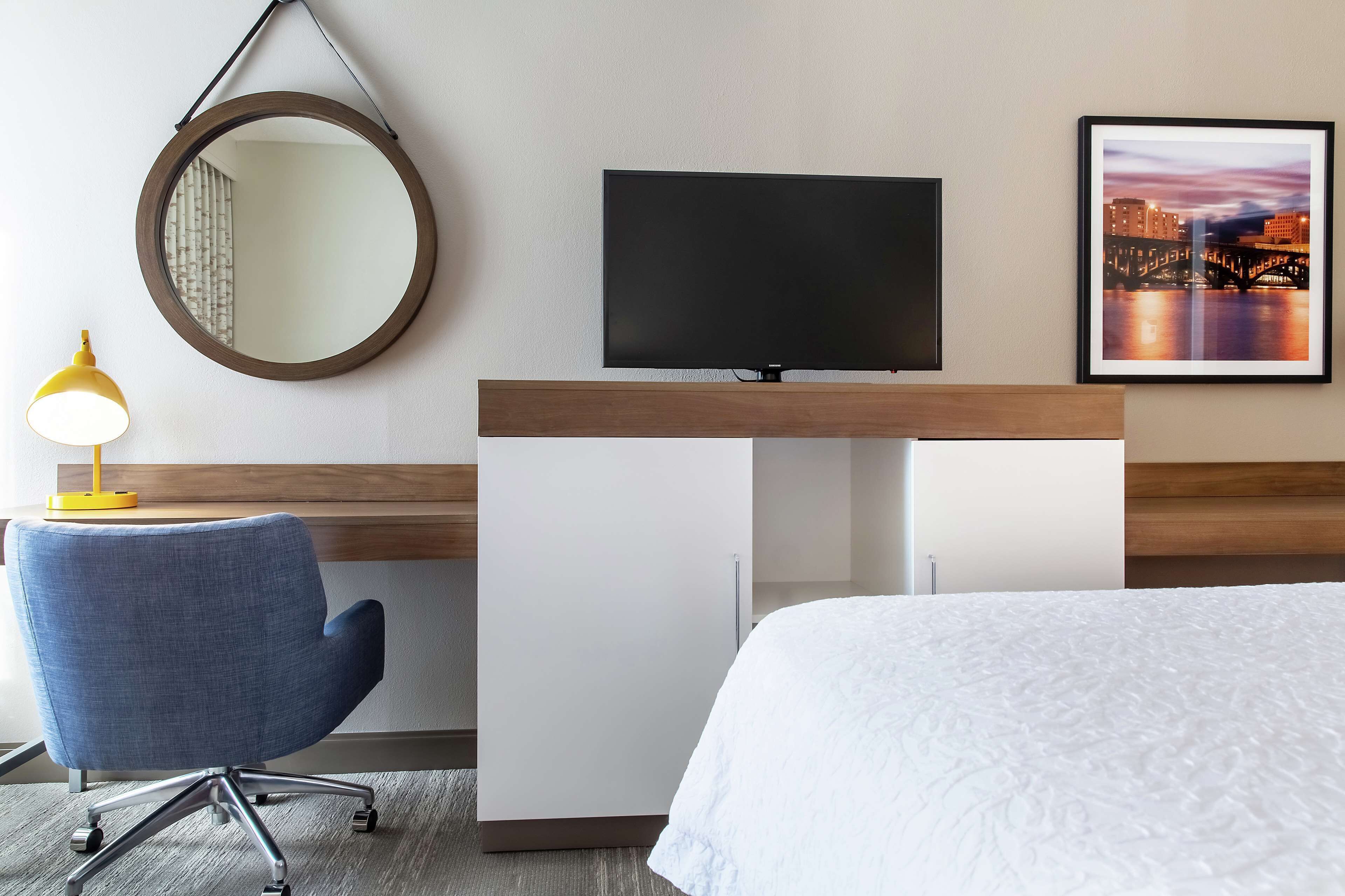 hypo-allergenic bedding, in-room safe, desk, blackout curtains