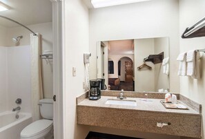 Bathroom - Americas Best Value Inn & Suites (Searcy)