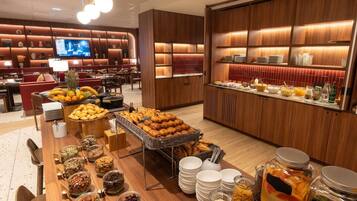 Daily buffet breakfast for a fee