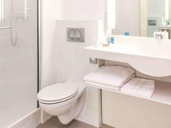 Bathroom - Novotel Centre Nantes Bord de Loire (Nantes)