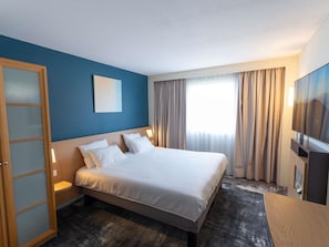 Ropa de cama de alta calidad y minibar 