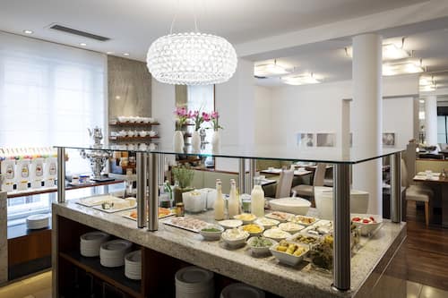 Daily buffet breakfast for a fee