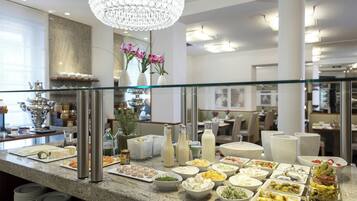 Daily buffet breakfast for a fee