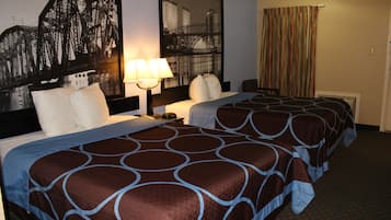 Escritorio, cunas gratuitas, wifi gratis y ropa de cama